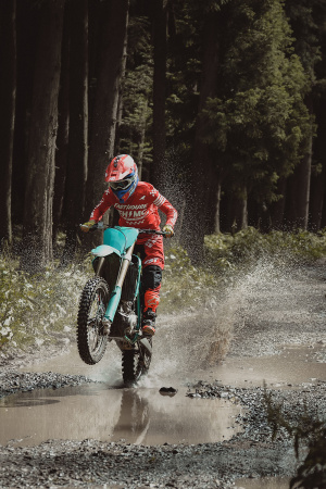 Мотоцикл KOVE MX250 R (Кови ЭмИкс250 Эр)